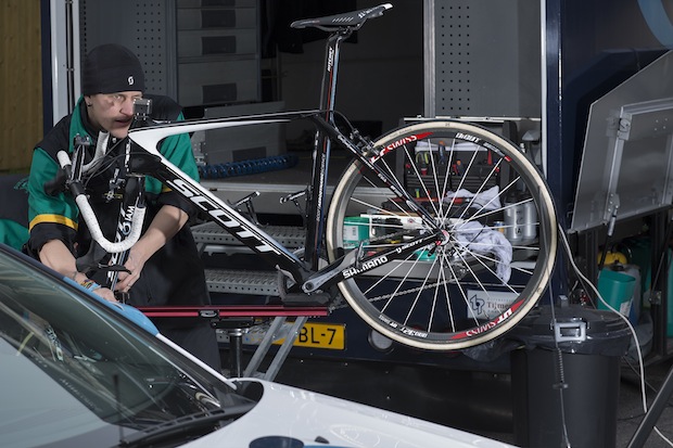 2b.IAMcycling_ParisRoubaix_Mechs