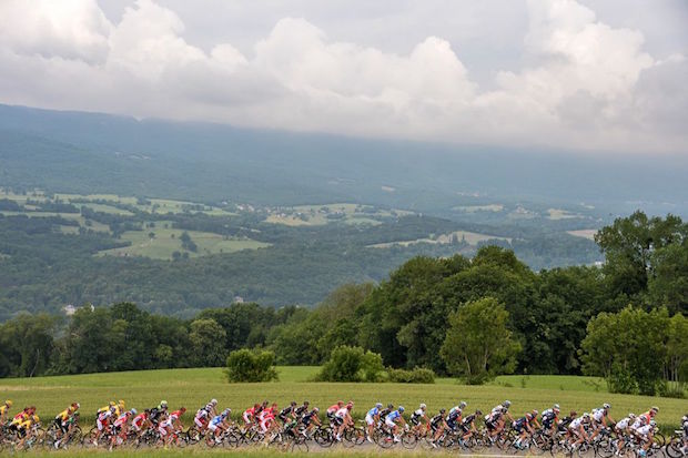 IAM Cycling Criterium Dauphiné Stage 2 Ambiance